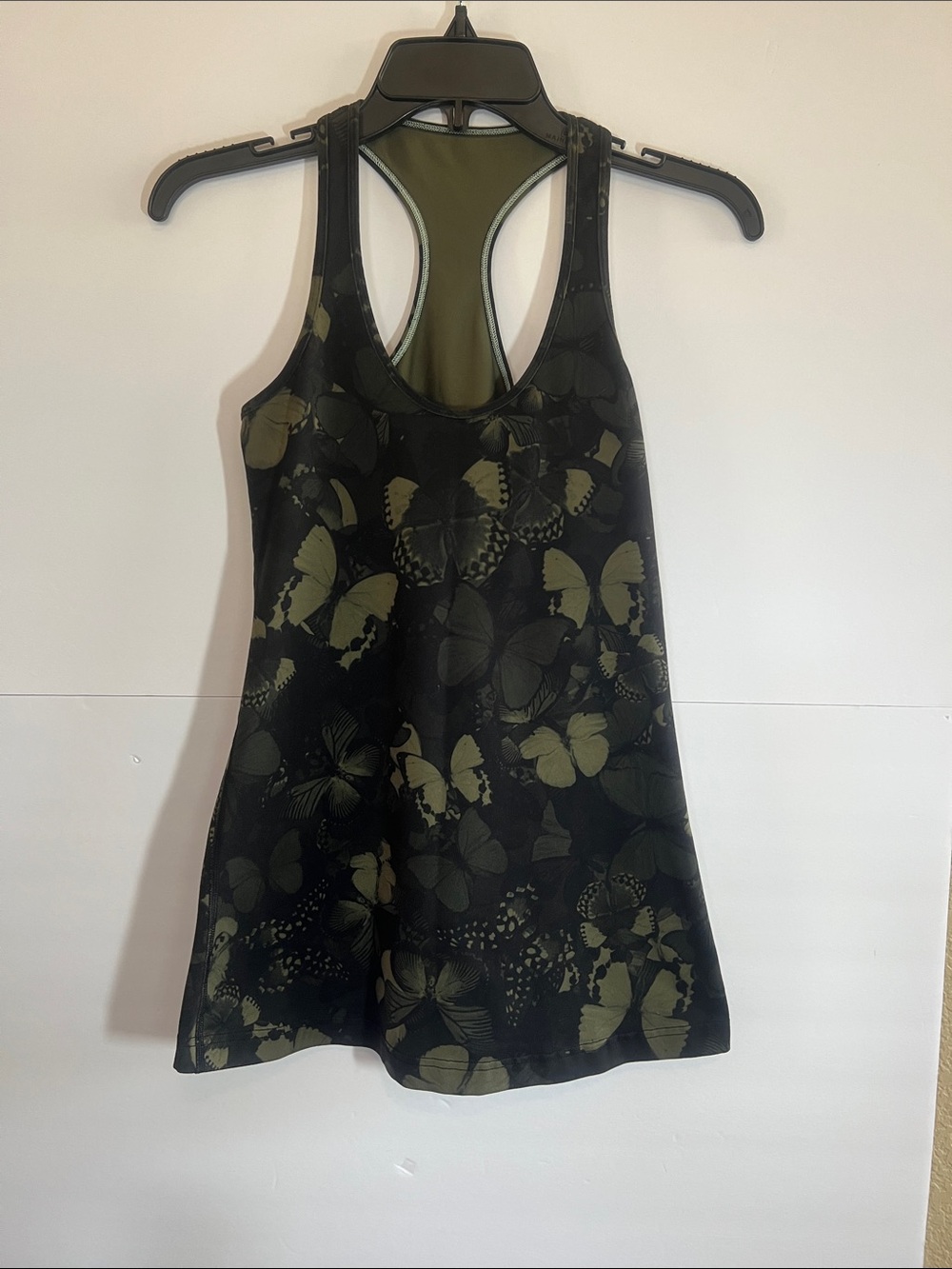 Lululemon Women's Butterfly Print Racerback Tank Top in Black & Olive, Size Smal